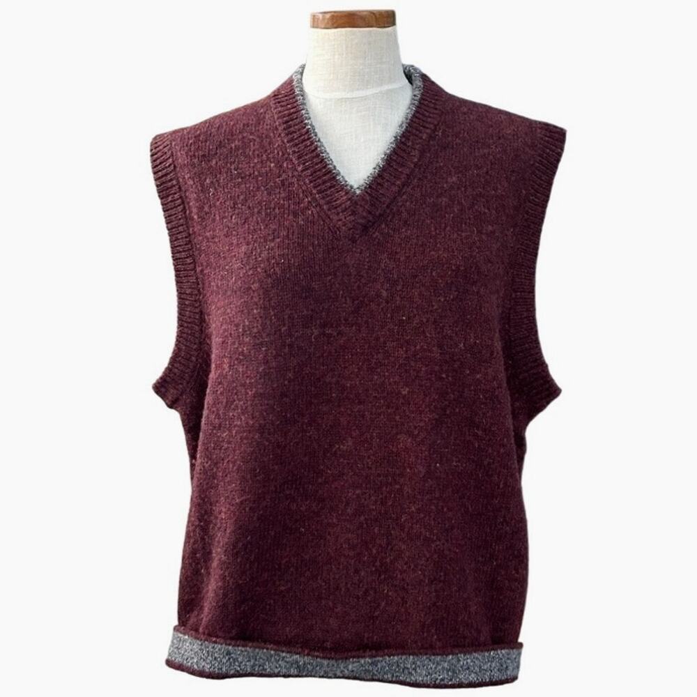 Woolrich 85% Wool Sweater Vest XL Burgundy V-Neck Vintage Mens Heritage Knit